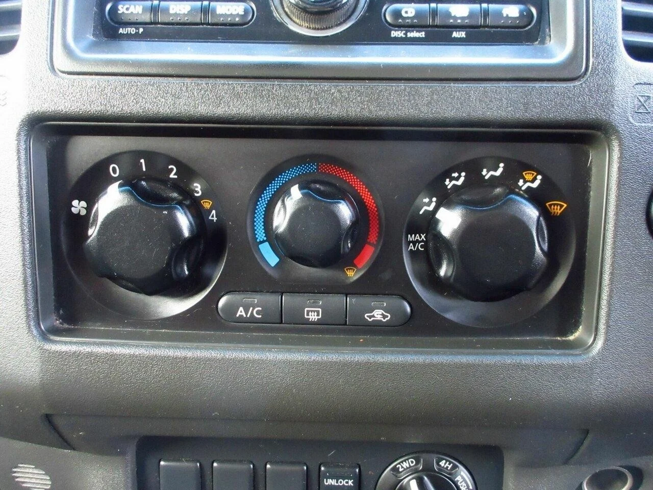 NAVARA-AC