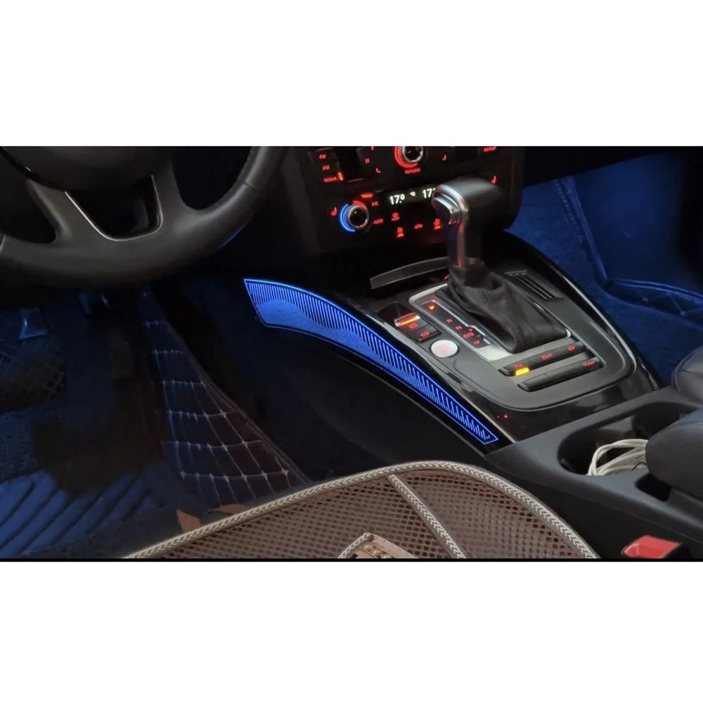 09-16_Audi_A4L_21L_Carbon_Ambient_light_03