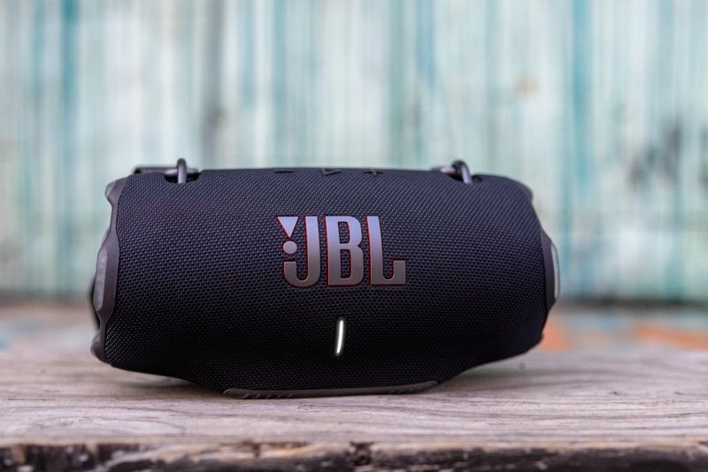 jbl_xtreme_4_black_street_0865_x1-800x534-1